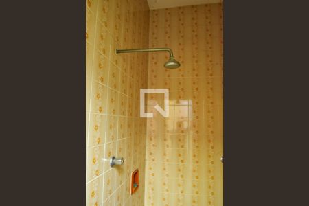 Casa à venda com 185m², 4 quartos e 3 vagas Casa à venda com 185m², 4 quartos e 3 vagasBanheiro de Serviço