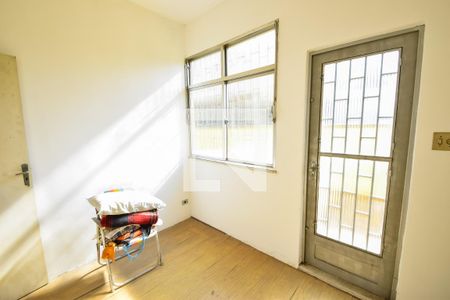 Casa à venda com 185m², 4 quartos e 3 vagas Casa à venda com 185m², 4 quartos e 3 vagasQuarto 3