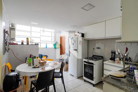 Apartamento à venda com 110m², 3 quartos e 1 vaga Apartamento à venda com 110m², 3 quartos e 1 vagaCozinha