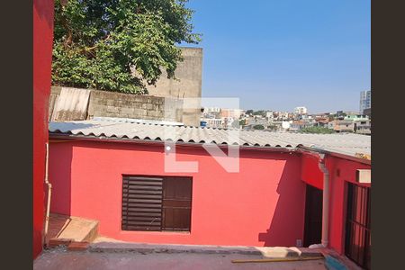 Casa à venda com 50m², 1 quarto e sem vagaQuintal