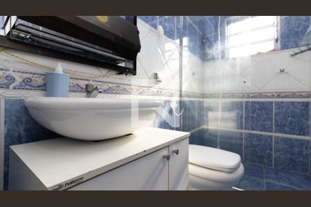 Casa à venda com 350m², 5 quartos e 1 vaga Casa à venda com 350m², 5 quartos e 1 vagaCasa 2 - Banheiro