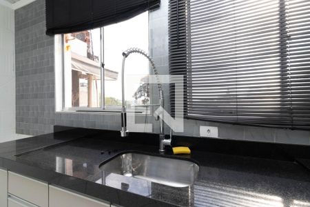 Casa à venda com 350m², 5 quartos e 1 vaga Casa à venda com 350m², 5 quartos e 1 vagaCasa 2 - Cozinha