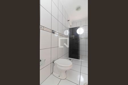 Casa à venda com 350m², 5 quartos e 1 vaga Casa à venda com 350m², 5 quartos e 1 vagaCasa 1 - Banheiro 2