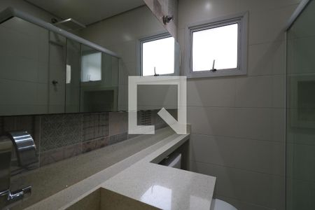 Casa à venda com 210m², 3 quartos e 2 vagasBanheiro 2