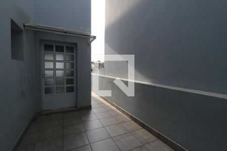 Casa à venda com 210m², 3 quartos e 2 vagasCorredor do Quintal