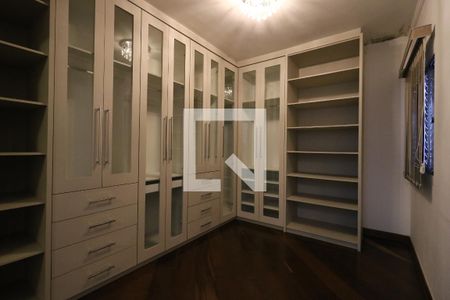 Casa à venda com 210m², 3 quartos e 2 vagasQuarto 2