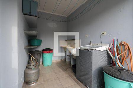 Casa à venda com 210m², 3 quartos e 2 vagasÁrea de Serviço