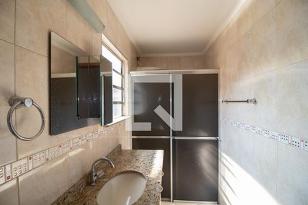 Casa para alugar com 100m², 2 quartos e sem vaga Casa para alugar com 100m², 2 quartos e sem vagaBanheiro 1
