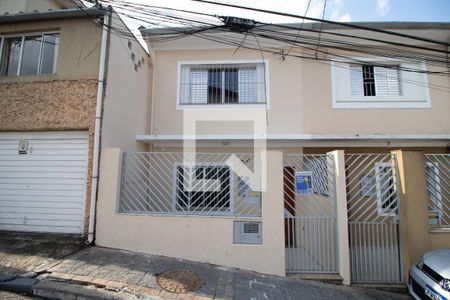 Casa para alugar com 100m², 2 quartos e sem vaga Casa para alugar com 100m², 2 quartos e sem vagaFachada e placa