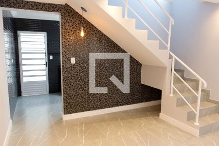 sala de casa de condomínio para alugar com 2 quartos, 70m² em Novo Osasco, Osasco