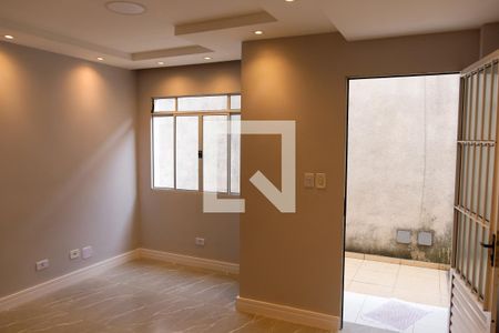 sala de casa de condomínio para alugar com 2 quartos, 70m² em Novo Osasco, Osasco