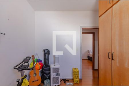 Quarto 2 de apartamento para alugar com 3 quartos, 73m² em Liberdade, Belo Horizonte