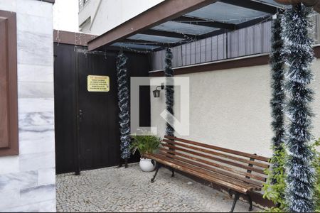 Apartamento à venda com 65m², 2 quartos e 1 vagaÁrea comum