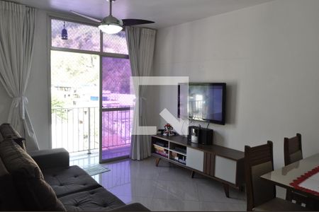 Apartamento à venda com 65m², 2 quartos e 1 vagaSala