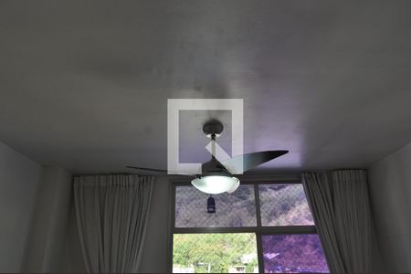 Apartamento à venda com 65m², 2 quartos e 1 vagaSala