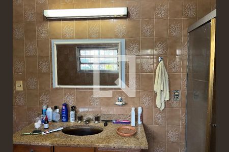 Casa para alugar com 390m², 4 quartos e 3 vagasBanheiro