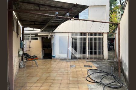 Casa para alugar com 390m², 4 quartos e 3 vagasQuintal