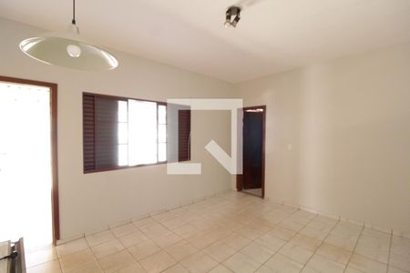 Casa para alugar com 300m², 4 quartos e 10 vagasQuarto 3 - Suíte
