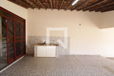 Casa para alugar com 300m², 4 quartos e 10 vagasÁrea de Serviço
