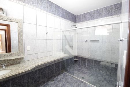 Casa para alugar com 300m², 4 quartos e 10 vagasBanheiro do Quarto 3
