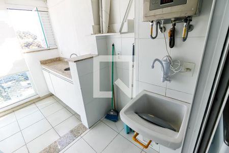 Apartamento para alugar com 75m², 3 quartos e 1 vagaÁrea de Serviço