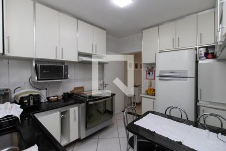 Apartamento à venda com 112m², 4 quartos e 2 vagasCozinha