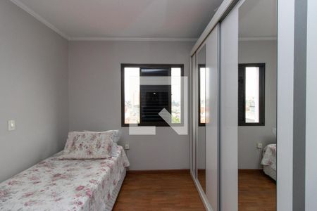 Apartamento à venda com 112m², 4 quartos e 2 vagasQuarto 2