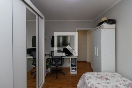 Apartamento à venda com 112m², 4 quartos e 2 vagasQuarto 2