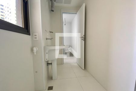 Apartamento à venda com 148m², 3 quartos e 1 vagaÁrea de Serviço