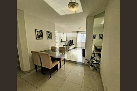 Sala de apartamento para alugar com 2 quartos, 69m² em Moema, São Paulo