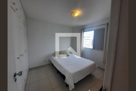 suite 2 de apartamento para alugar com 2 quartos, 69m² em Moema, São Paulo