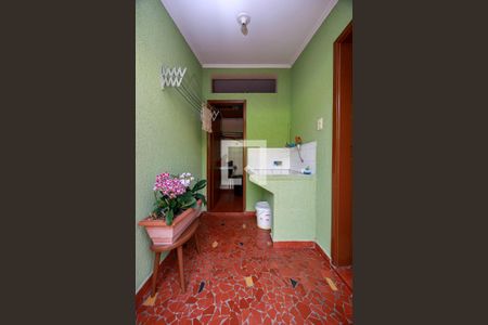 Casa à venda com 250m², 3 quartos e 1 vagaÁrea de Serviço