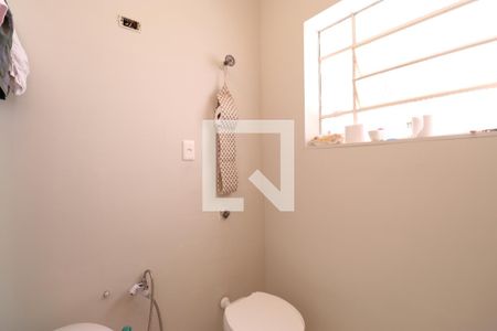 Casa à venda com 80m², 2 quartos e 1 vagaBanheiro Social