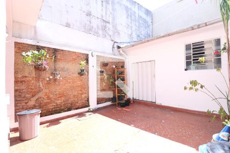 Casa à venda com 80m², 2 quartos e 1 vagaQuintal e área de serviço