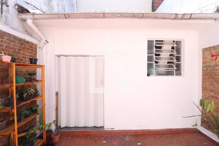 Casa à venda com 80m², 2 quartos e 1 vagaDetalhe Quintal e área de serviço