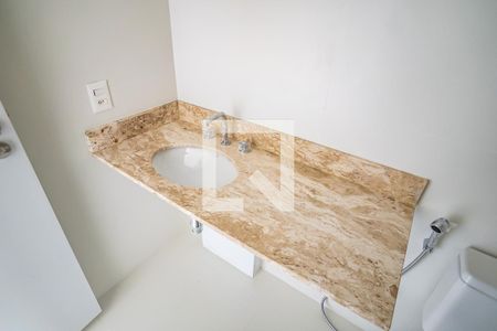 Apartamento à venda com 147m², 3 quartos e 1 vagaQuarto 3 - Banheiro 