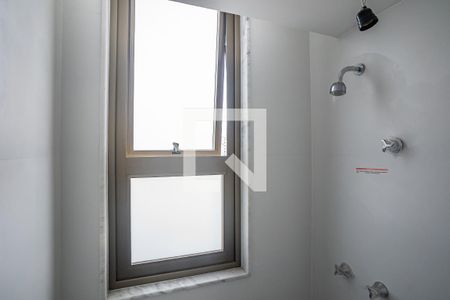 Apartamento à venda com 146m², 3 quartos e 1 vagaÁrea de Serviço - Banheiro