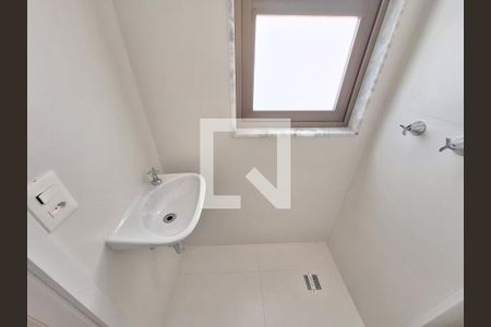 Apartamento à venda com 181m², 4 quartos e 1 vagaBanheiro de serviço