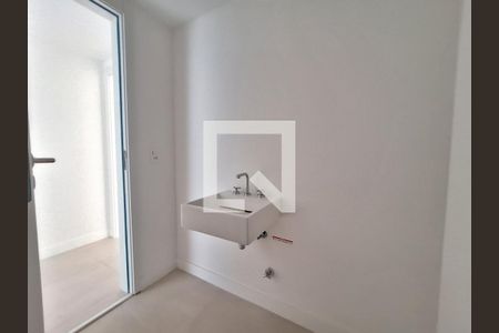 Apartamento à venda com 181m², 4 quartos e 1 vagaLavabo