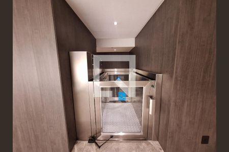 Apartamento à venda com 181m², 4 quartos e 1 vagaÁrea comum