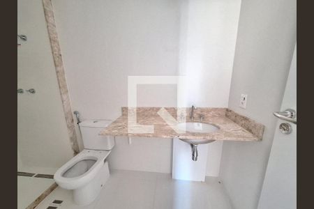 Apartamento à venda com 181m², 4 quartos e 1 vagaBanheiro da suíte 1