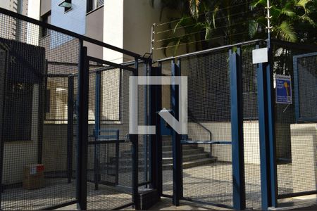 Apartamento para alugar com 98m², 3 quartos e 2 vagasFachada + Plaquinha