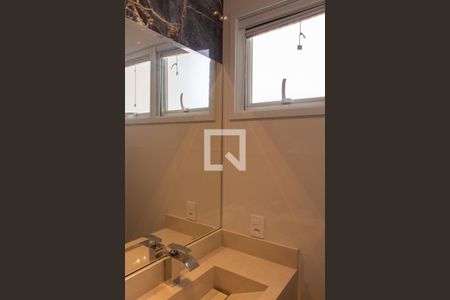 LAVABO de casa de condomínio para alugar com 3 quartos, 418m² em Loteamento Parque dos Alecrins, Campinas
