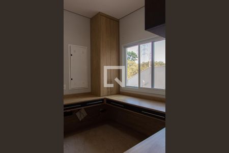 ESCRITÓRIO de casa de condomínio para alugar com 3 quartos, 418m² em Loteamento Parque dos Alecrins, Campinas