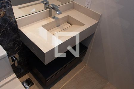 LAVABO de casa de condomínio para alugar com 3 quartos, 418m² em Loteamento Parque dos Alecrins, Campinas