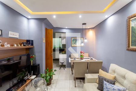 Sala  de casa de condomínio à venda com 2 quartos, 94m² em Cidade Líder, São Paulo