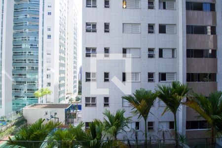 Apartamento à venda com 300m², 4 quartos e 4 vagasVista da Suíte 3
