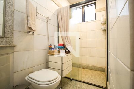Apartamento à venda com 300m², 4 quartos e 4 vagasBanheiro da Suíte 1