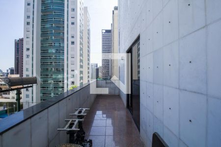 Apartamento à venda com 300m², 4 quartos e 4 vagasVaranda da Suíte 4