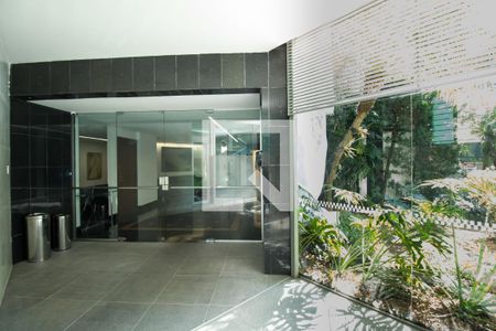 Apartamento à venda com 300m², 4 quartos e 4 vagasEntrada